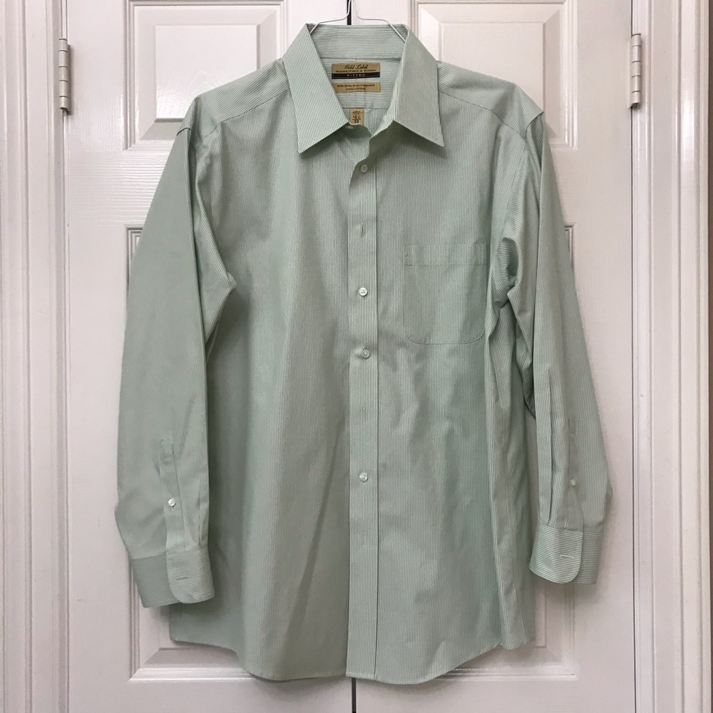 Roundtree & York Men’s Dress Shirt